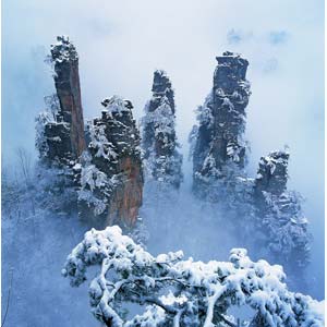單獨成團O線：（張家界溫泉休閑線路）張家界、天子山、寶峰湖/黃龍洞、鳳凰古城 江埡溫泉/萬福溫泉 五日游